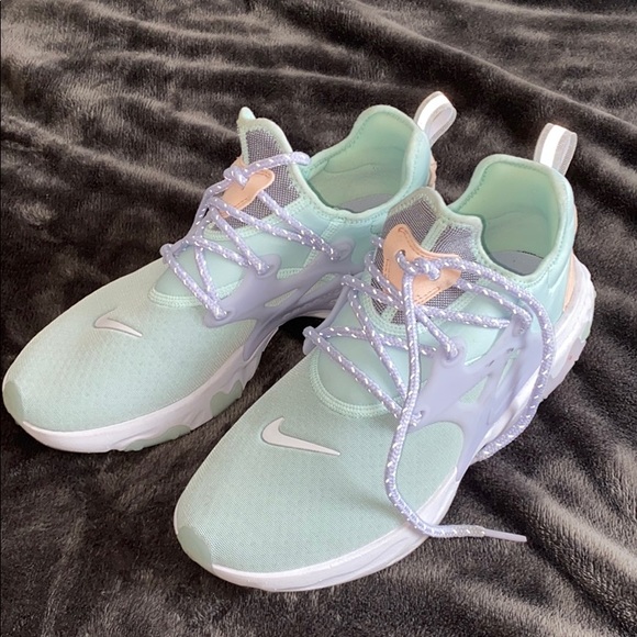 nike react presto shoes